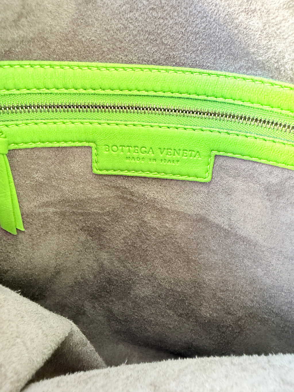 Bottega Veneta Veneta hobo bag, Bottega Veneta parakeet green handbag, Bottega Veneta large Intrecciato hobo, Daniel Lee Bottega Veneta green bag