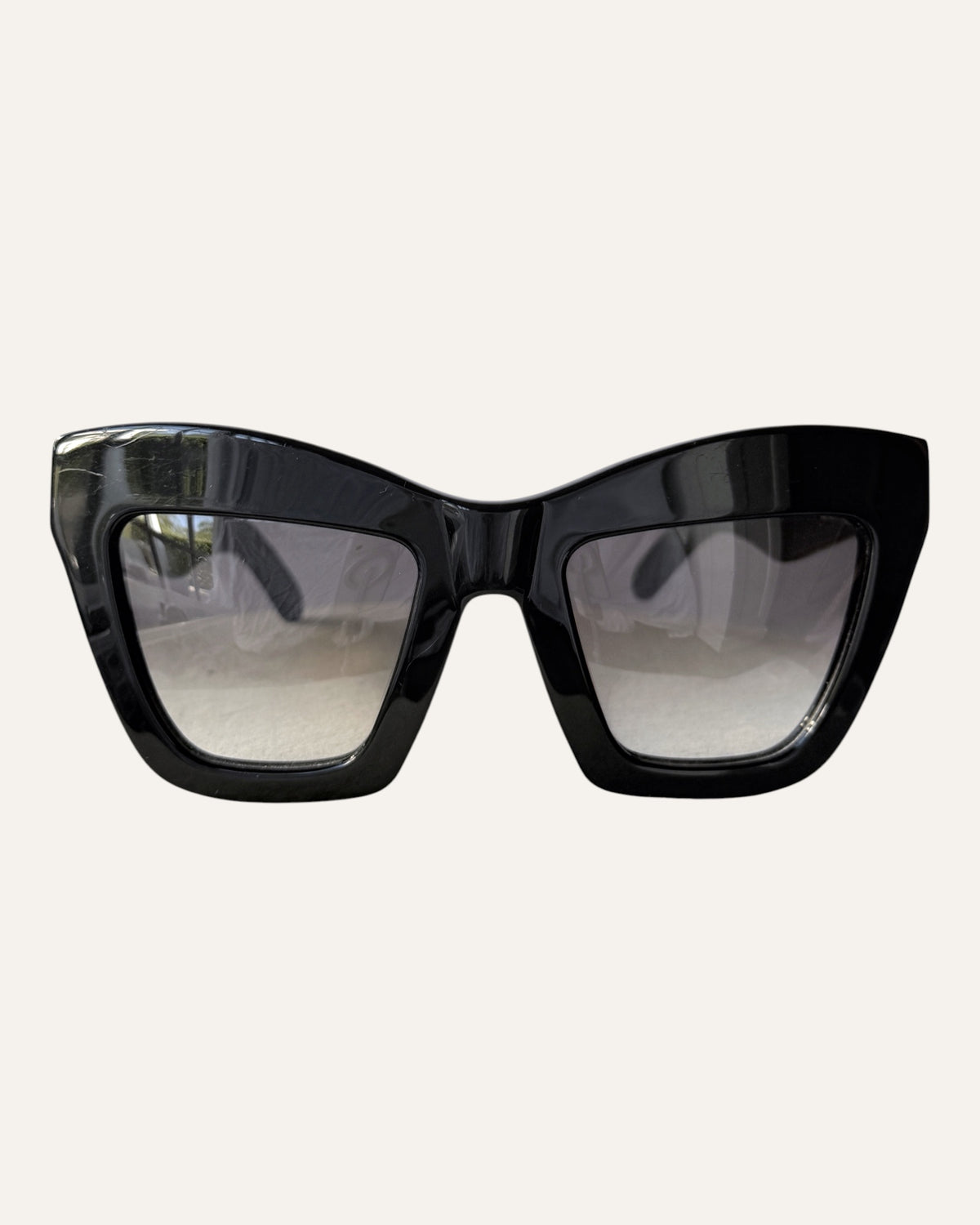 Valley Eyewear Tenz black cat-eye sunglasses with brown gradient lenses