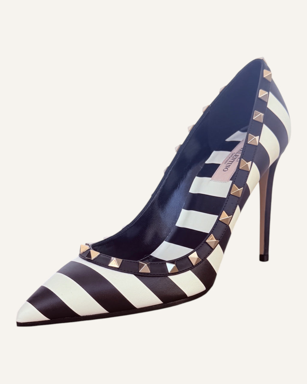 Valentino Garavani black and ivory striped leather Rockstud pumps with pyramid studs and stiletto heel, size 39