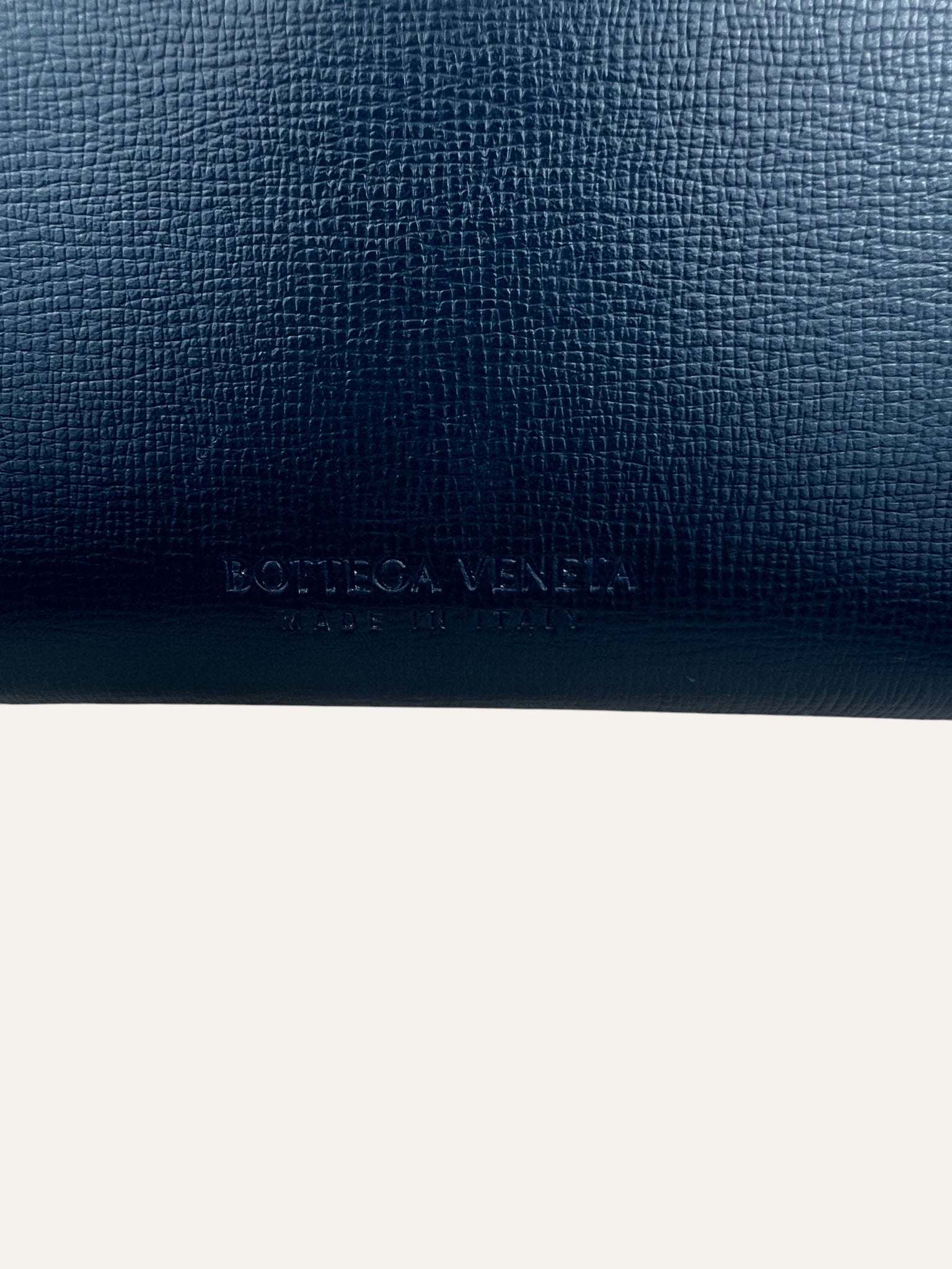 Bottega Veneta Navy Blue Zippy Wallet – The Reissued